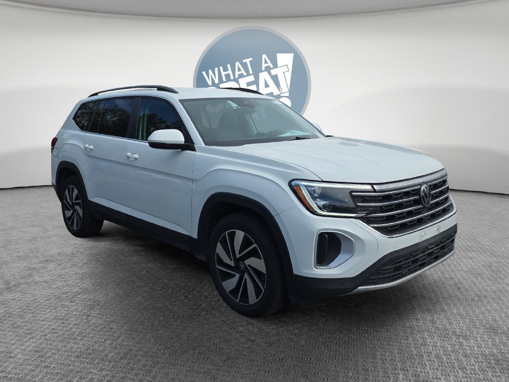 Used 2025 Volkswagen Atlas SE AWD/4WD image 1