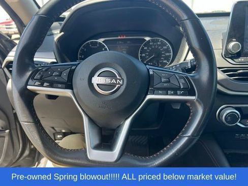 Used 2024 Nissan Altima 2.5 SR FWD image 10