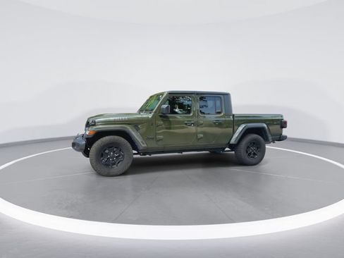 Used 2021 Jeep Gladiator Sport AWD/4WD image 4
