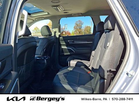 New 2025 Kia Telluride EX w/ EX Captain's Chair Package image 7