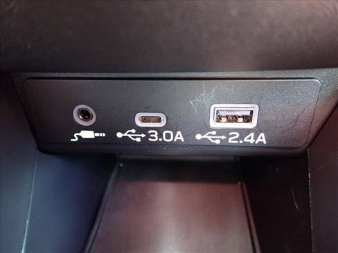 Certified 2025 Subaru Legacy Premium AWD/4WD image 18