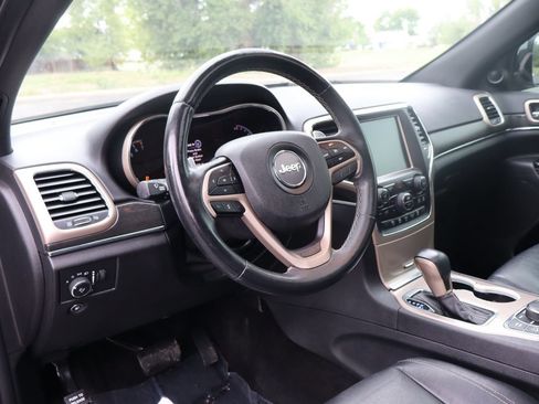 Used 2017 Jeep Grand Cherokee Limited w/ Trailer Tow Group IV AWD/4WD image 15
