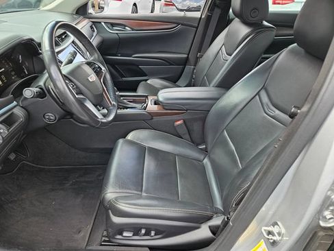 Used 2019 Cadillac XTS Luxury FWD image 7