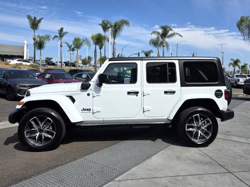 Used 2024 Jeep Wrangler Sport S image 2
