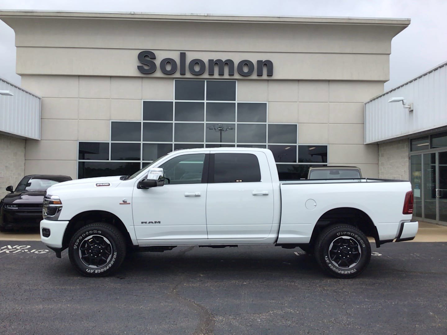 Certified 2026 RAM 2500 Laramie AWD/4WD image 1