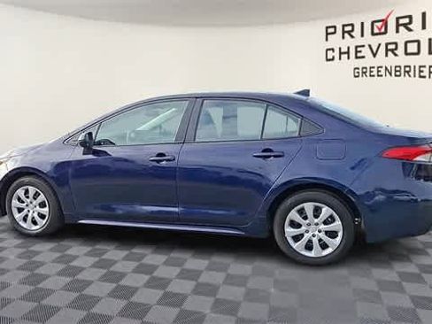 Used 2024 Toyota Corolla LE image 6