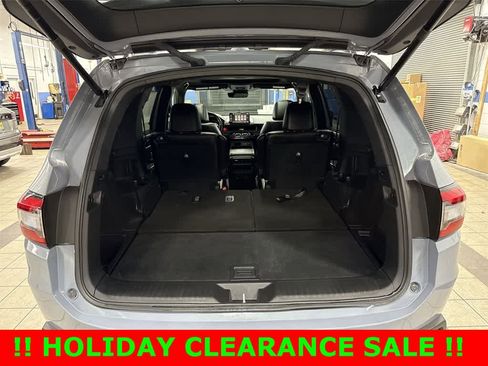 Used 2024 Honda Pilot TrailSport image 11
