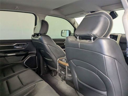 Used 2022 RAM 1500 Laramie RWD image 30
