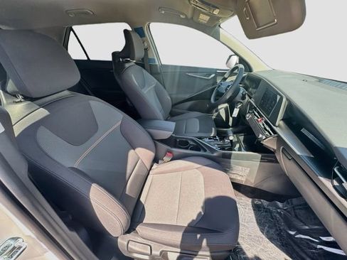 New 2026 Kia Niro LX FWD image 25