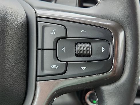 Used 2023 Chevrolet Silverado 1500 High Country w/ High Country Premium Package AWD/4WD image 17