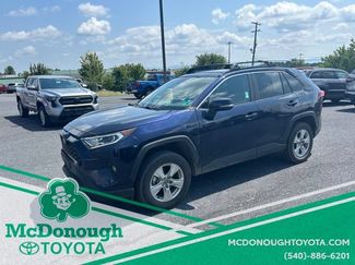 Used 2021 Toyota RAV4 XLE w/ Convenience Package AWD/4WD video 1