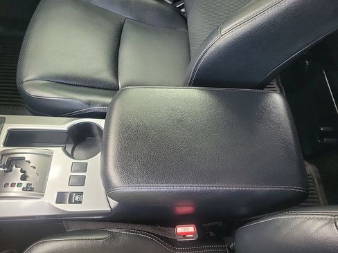 Used 2024 Toyota 4Runner Limited AWD/4WD image 24