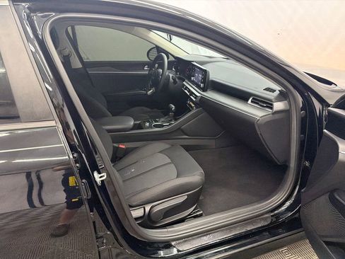 Used 2023 Kia K5 LXS image 14