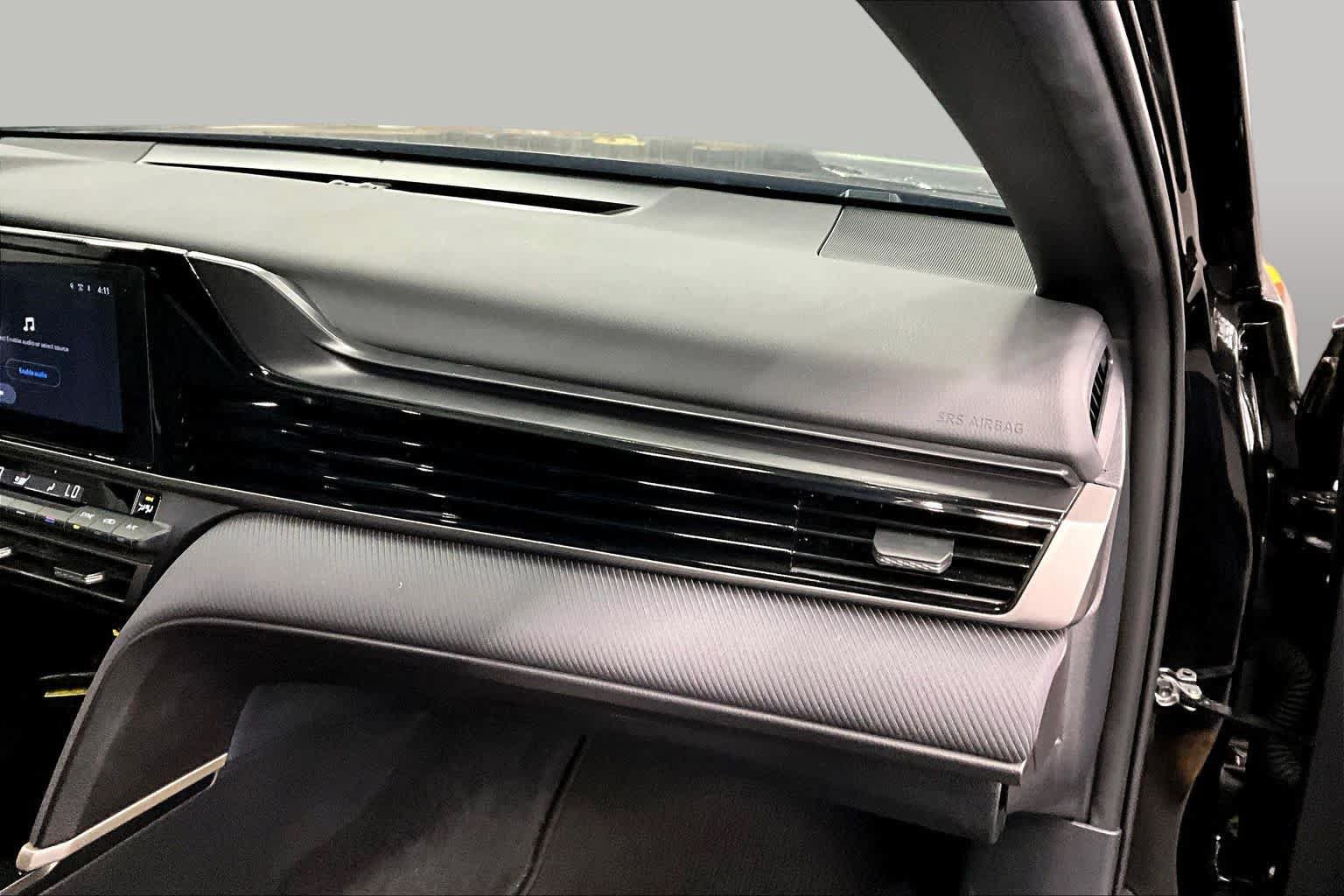 Used 2026 Toyota Camry SE FWD image 18
