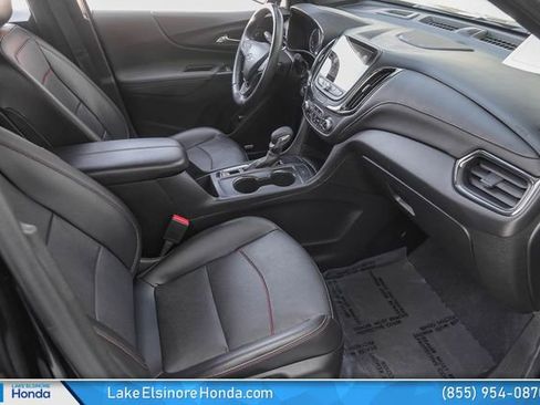Used 2022 Chevrolet Equinox RS w/ RS Leather Package FWD image 17