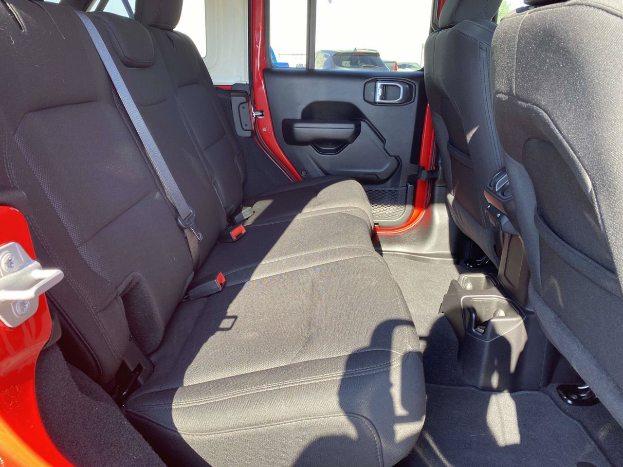 Used 2019 Jeep Wrangler Unlimited Sport S AWD/4WD image 15