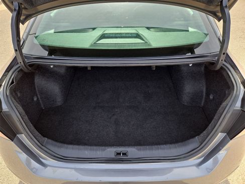 Used 2024 Nissan Altima 2.5 SR image 12