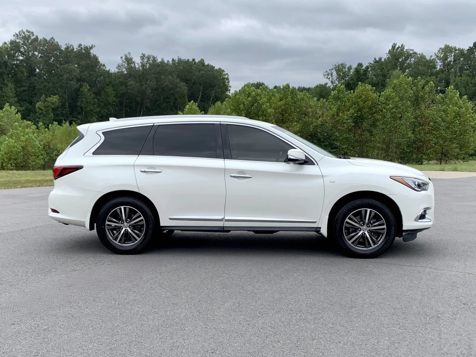 Used 2020 INFINITI QX60 Pure FWD image 8