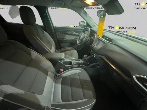 Used 2023 Chevrolet TrailBlazer LT FWD image 15