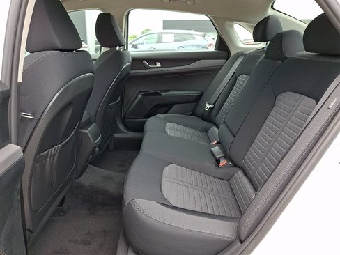 New 2026 Kia K5 LXS FWD image 9