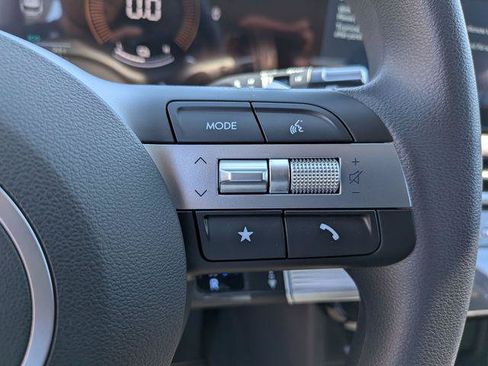 New 2026 Hyundai Tucson Blue SE FWD image 19
