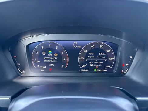 Used 2023 Honda Pilot Elite image 20