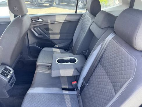 Used 2020 Volkswagen Tiguan S FWD image 25