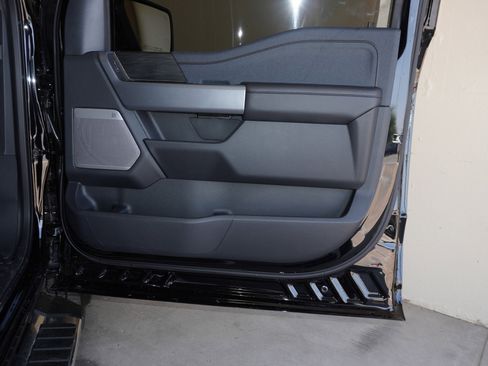 New 2025 Ford F150 Lariat w/ Equipment Group 502A High image 44