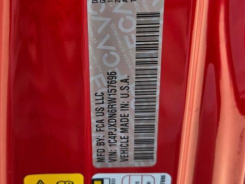 Used 2024 Jeep Wrangler Sport image 27