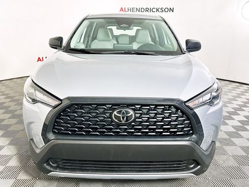 Used 2024 Toyota Corolla Cross L image 8