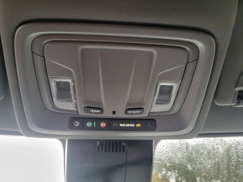 New 2026 GMC Sierra 1500 Elevation image 16