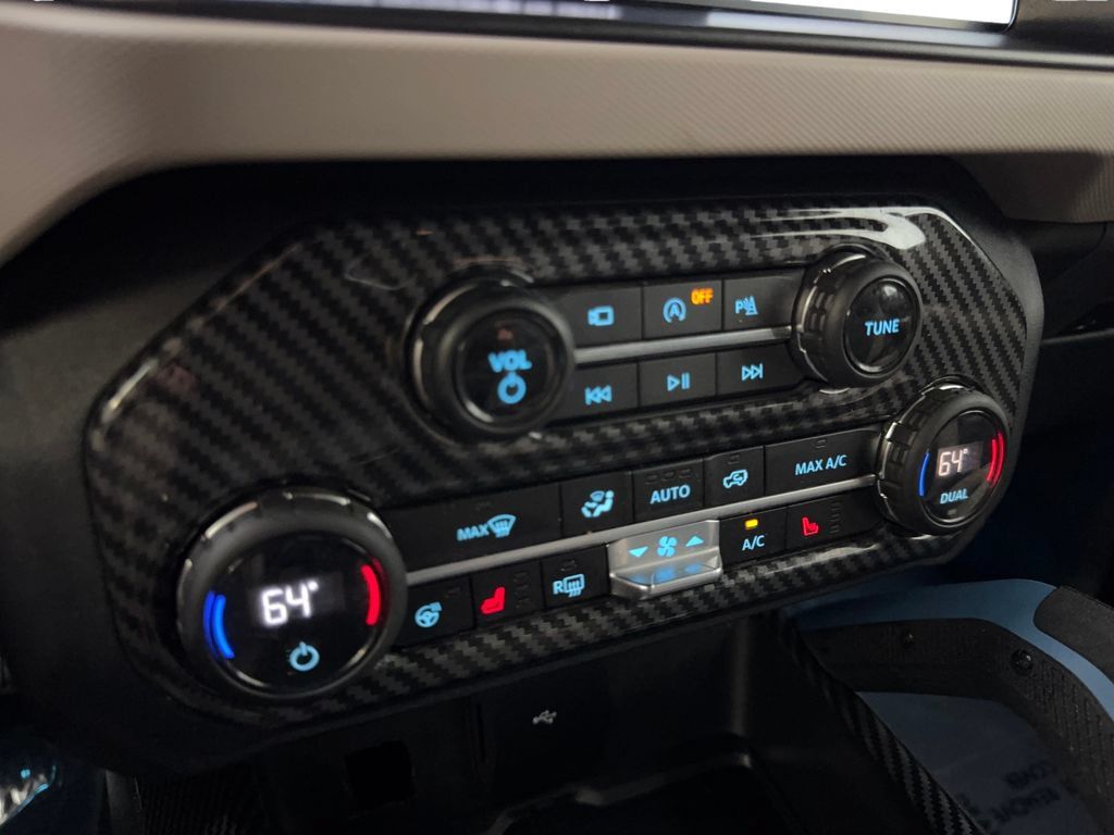 Used 2023 Ford Bronco Wildtrak AWD/4WD image 68
