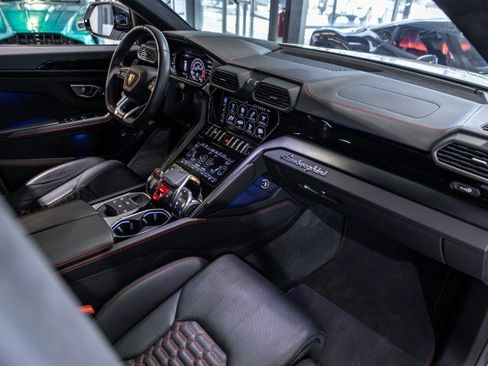 Used 2021 Lamborghini Urus AWD/4WD image 51
