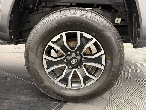 Used 2023 Toyota Tacoma TRD Sport AWD/4WD image 16