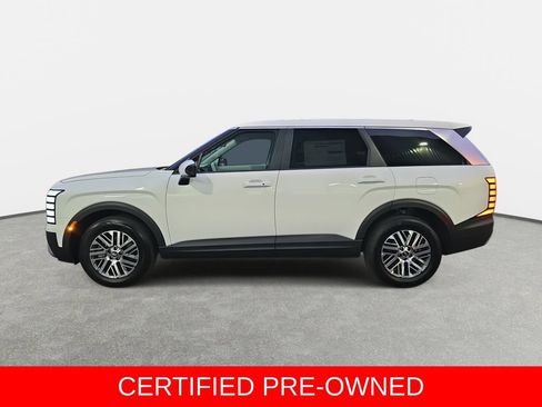 Used 2026 Hyundai Palisade SE FWD image 8
