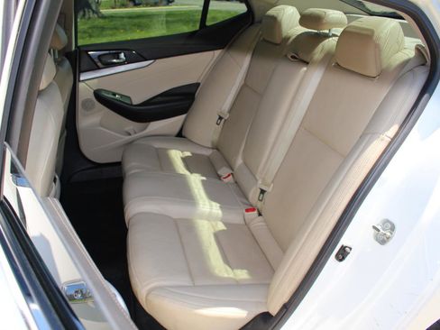 Used 2016 Nissan Maxima 3.5 SL FWD image 34