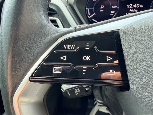 Used 2024 Audi Q4 e-tron Premium Plus image 38