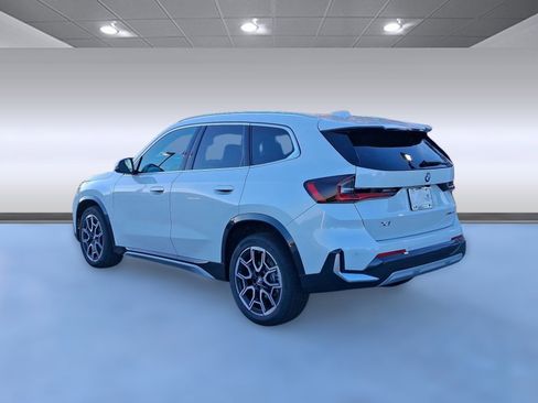 Used 2026 BMW X1 xDrive28i w/ Convenience Package AWD/4WD image 3