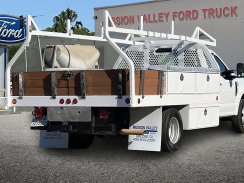 Used 2020 Ford F350 XL w/ Power Equipment Group image 4
