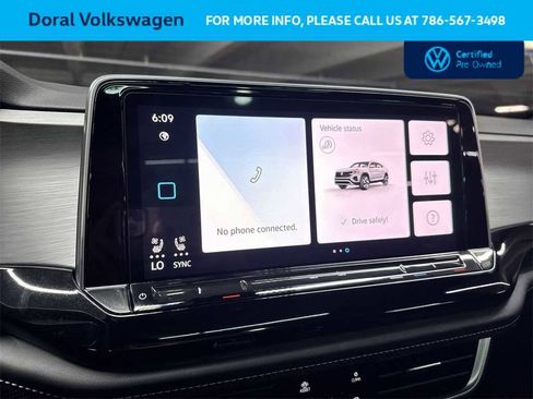 Certified 2024 Volkswagen Atlas Cross Sport SE w/ Panoramic Sunroof Package image 18