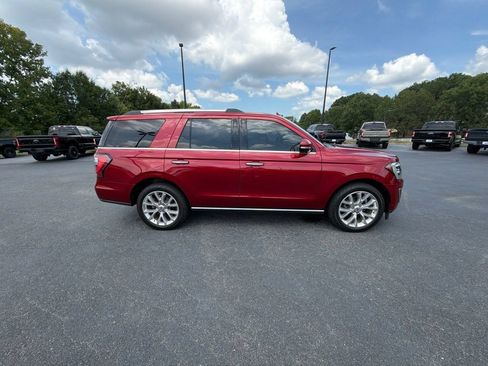 Used 2019 Ford Expedition Limited w/ Equipment Group 302A RWD image 13