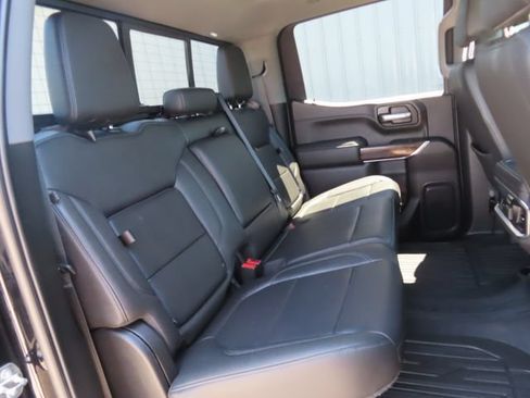 Used 2022 GMC Sierra 1500 SLT w/ SLT Premium Plus Package AWD/4WD image 30