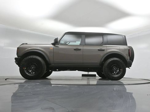 New 2026 Ford Bronco Badlands AWD/4WD image 7