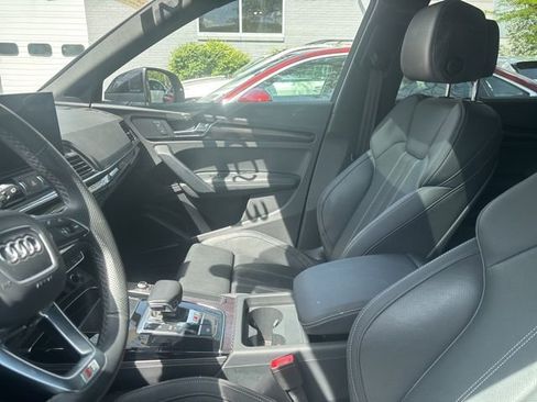 Certified 2023 Audi SQ5 Premium Plus w/ Premium Plus Package AWD/4WD image 4