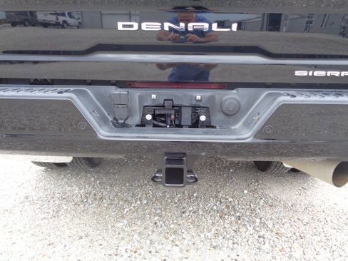 Used 2020 GMC Sierra 3500 Denali w/ Denali Ultimate Package image 10