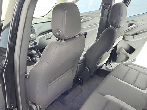 Used 2022 Chevrolet TrailBlazer LS FWD image 19