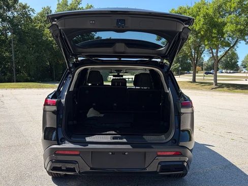 Used 2025 INFINITI QX60 Luxe w/ Vision Package AWD/4WD image 19
