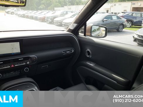 Used 2026 Hyundai Palisade Calligraphy FWD image 21