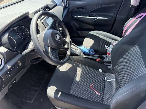 Used 2023 Nissan Versa S w/ Trunk Package FWD image 5