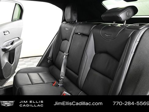 Certified 2025 Cadillac XT4 Premium Luxury image 19